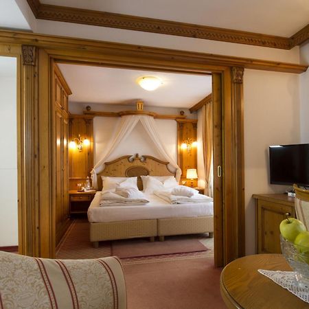 Hotel Lorenzetti Madonna Esterno foto