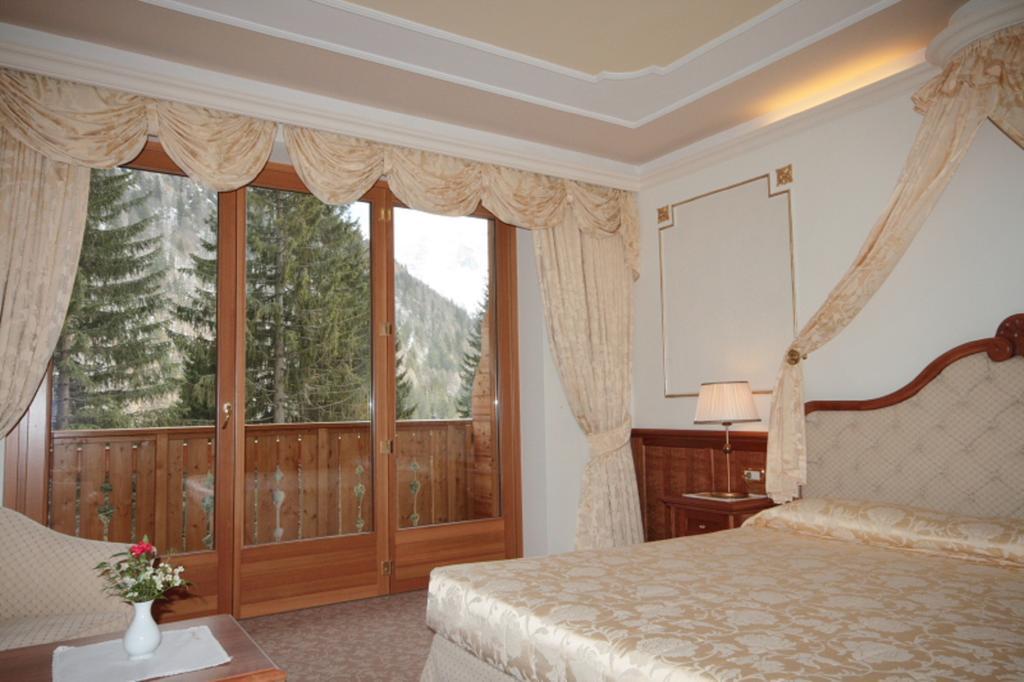 Hotel Lorenzetti Madonna Esterno foto