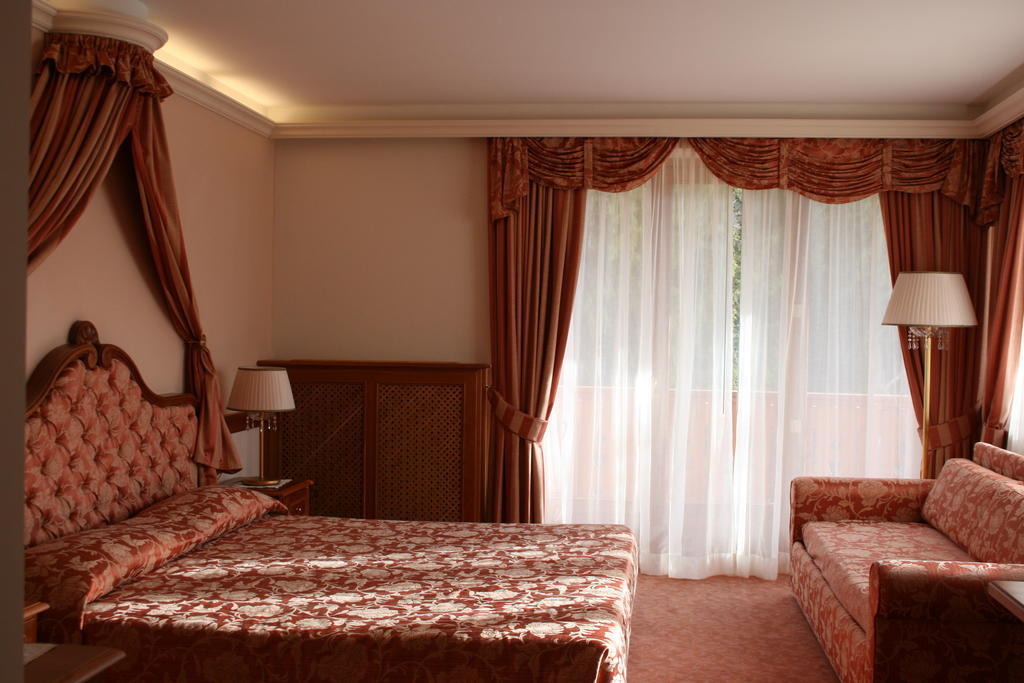 Hotel Lorenzetti Madonna Camera foto