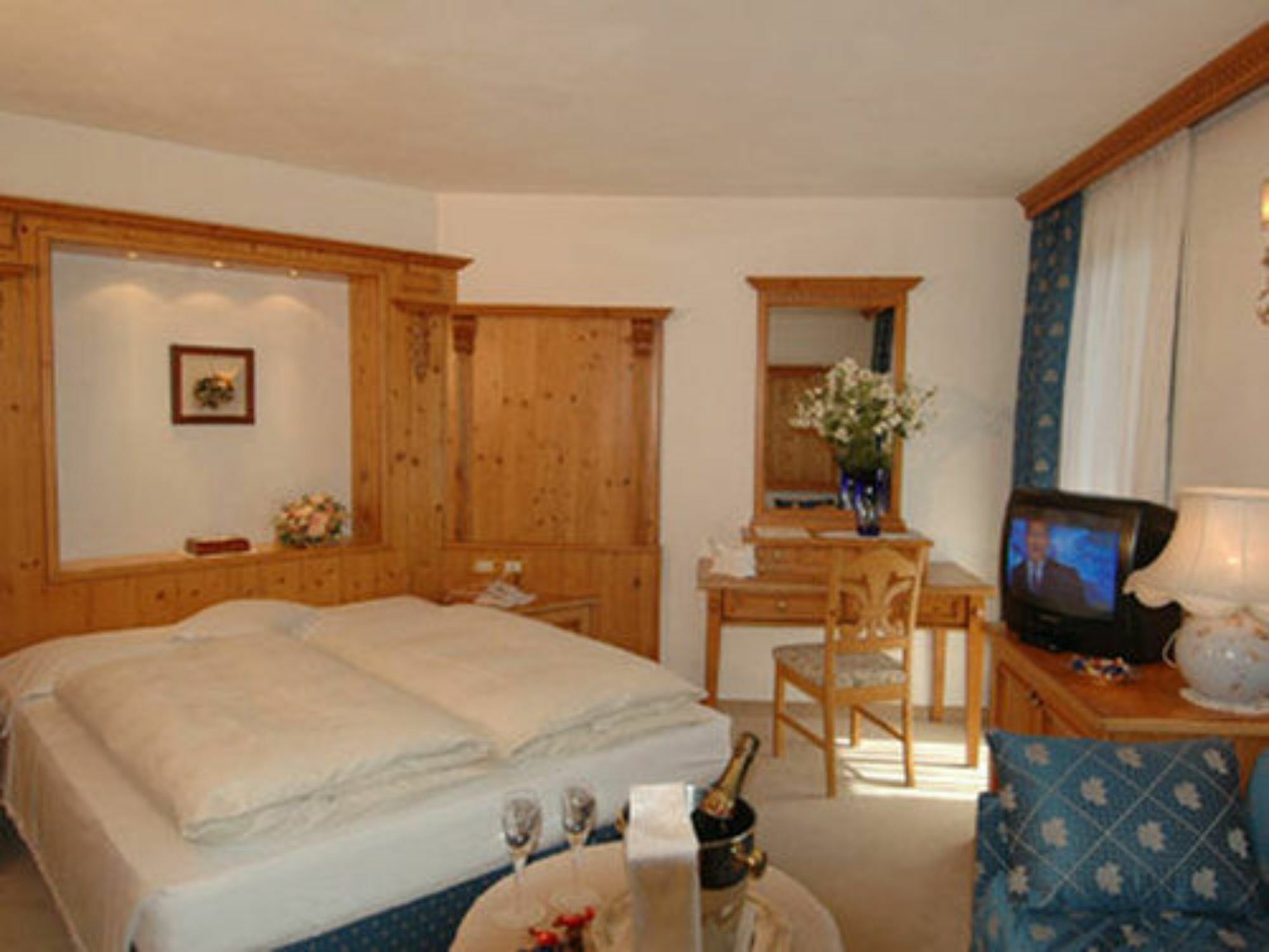 Hotel Lorenzetti Madonna Esterno foto