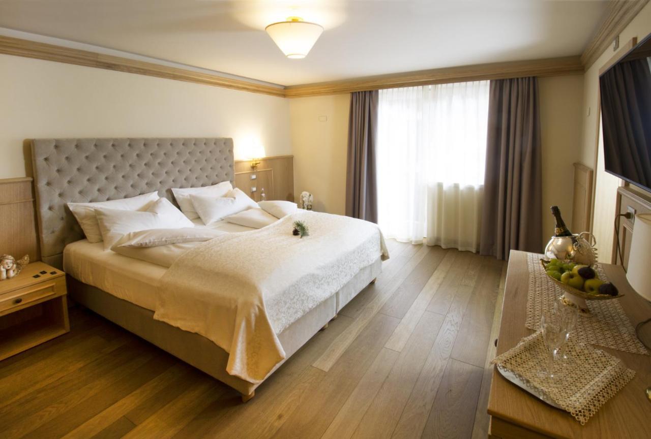 Hotel Lorenzetti Madonna Esterno foto