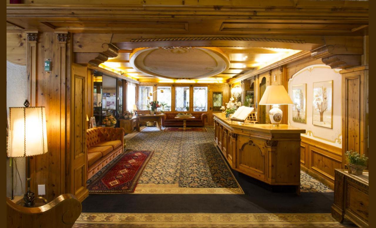Hotel Lorenzetti Madonna Esterno foto
