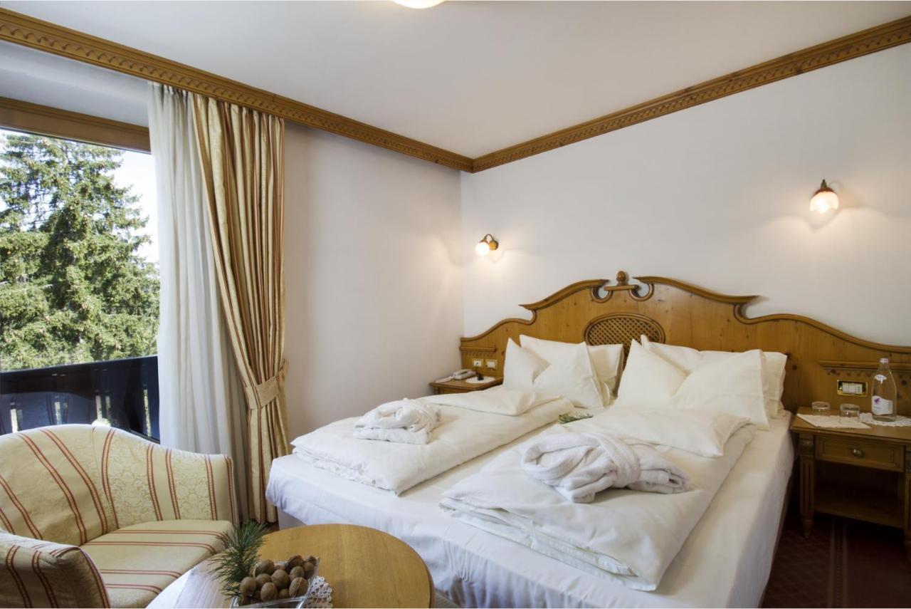 Hotel Lorenzetti Madonna Esterno foto