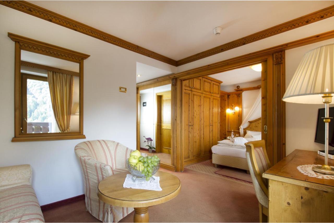Hotel Lorenzetti Madonna Esterno foto